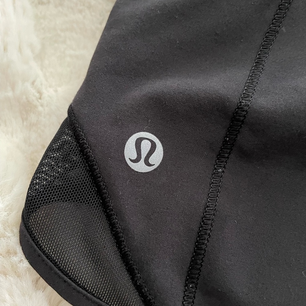 Lululemon Black Hotty Hot Short II *2.5" 6 - Picture 7 of 9
